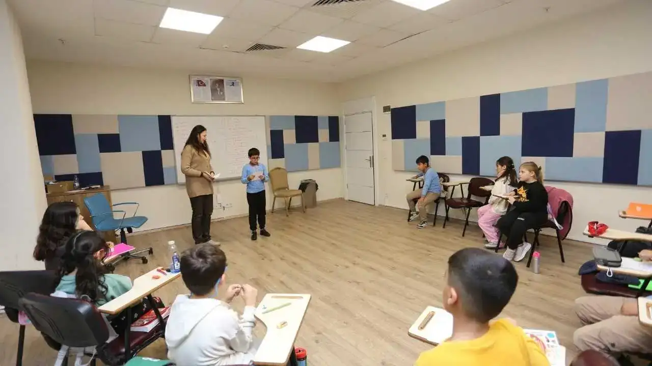 Kepez’de Sanat ve Eğitim Ücretsiz: Bu Akademinin Kapısı Herkese Açık! 2